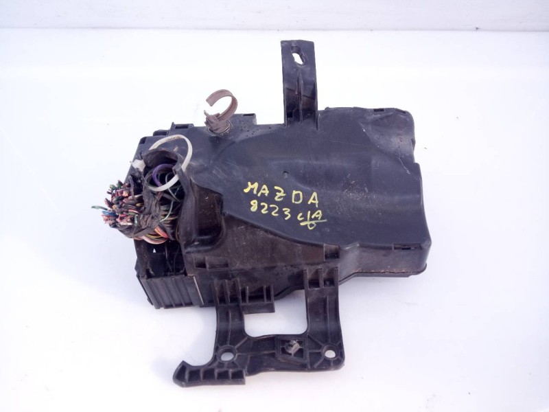 Recambio de caja reles / fusibles para mazda 6 lim. (gh) 2.2 ce 163 luxury (5-ptas.) referencia OEM IAM   E3-B5-23-2