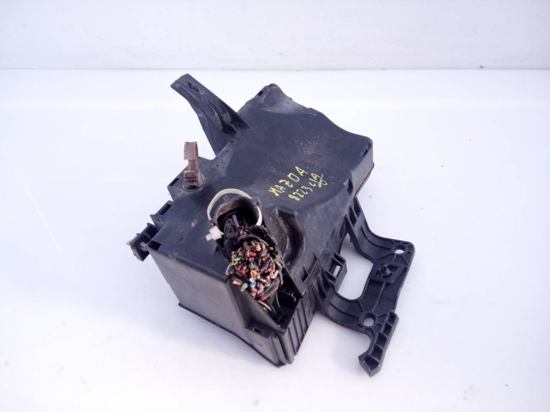 Recambio de caja reles / fusibles para mazda 6 lim. (gh) 2.2 ce 163 luxury (5-ptas.) referencia OEM IAM   E3-B5-23-2