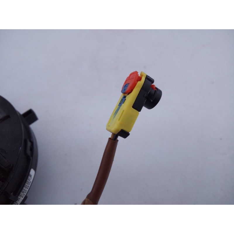 Recambio de anillo airbag para hyundai i30 (gd) trend referencia OEM IAM A65V690295  E3-A3-49-4