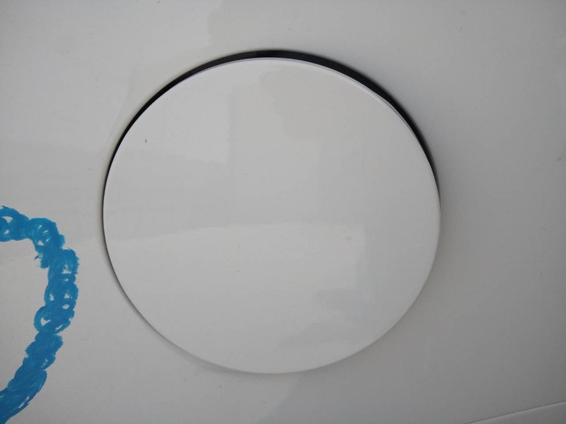 Recambio de tapa exterior combustible para toyota prius (nhw30) advance referencia OEM IAM   