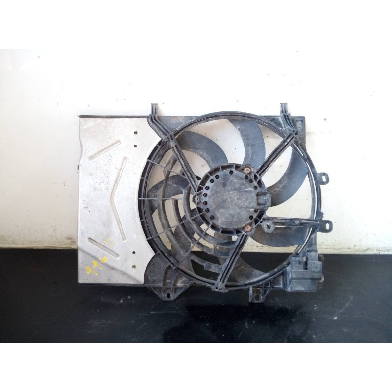 Recambio de electroventilador para citroën c3 picasso exclusive referencia OEM IAM GMV140CEM00 FS2083 P2-A7-3