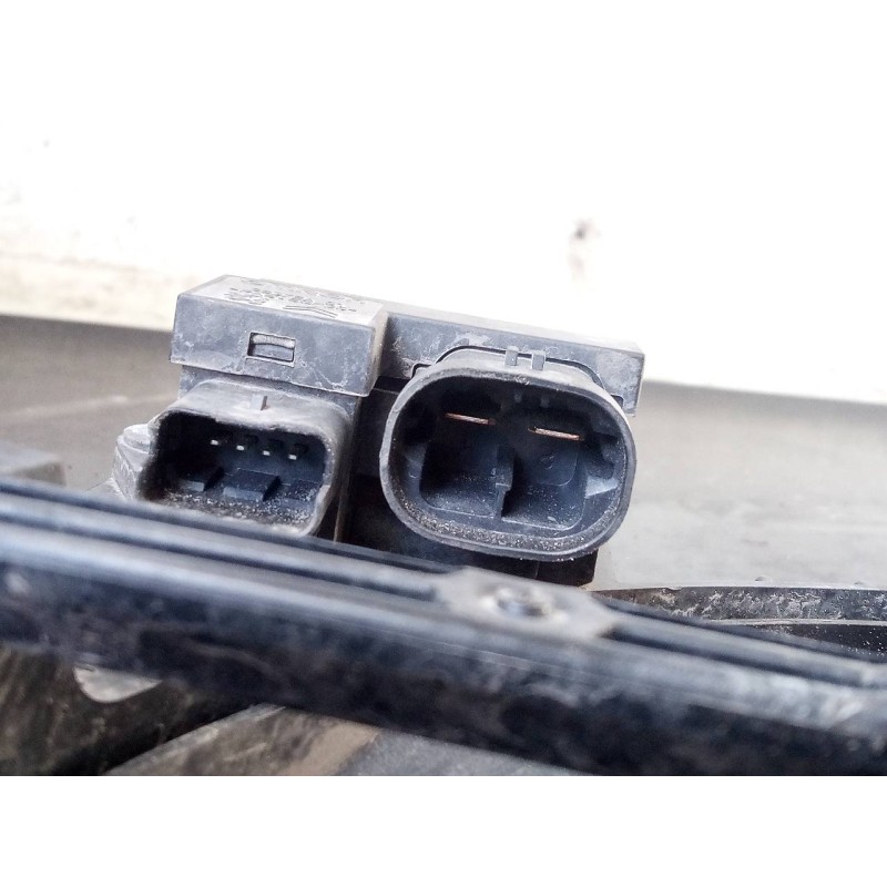 Recambio de electroventilador para citroën c3 picasso exclusive referencia OEM IAM GMV140CEM00 FS2083 P2-A7-3