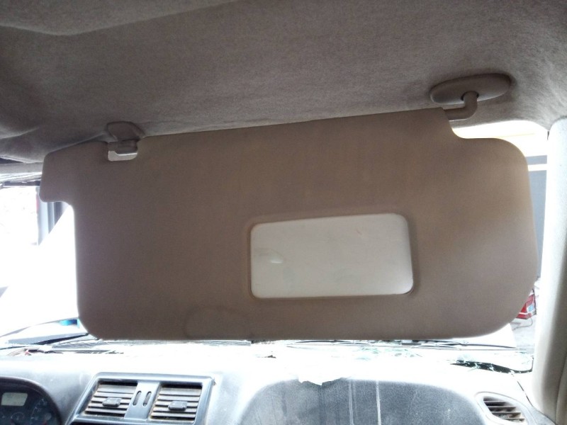 Recambio de parasol derecho para nissan terrano/terrano.ii (r20) comfort referencia OEM IAM   