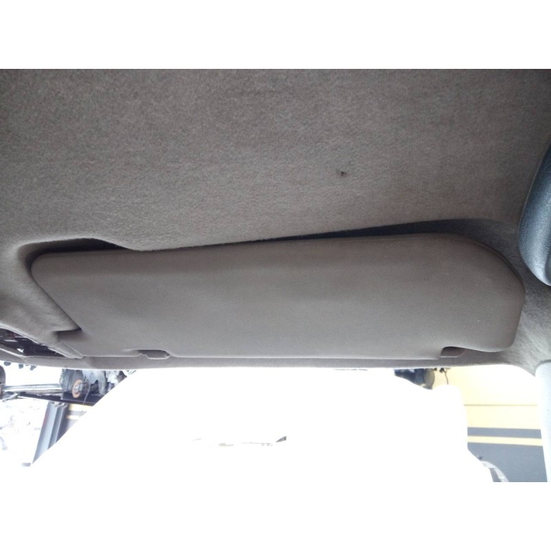 Recambio de parasol derecho para nissan terrano/terrano.ii (r20) comfort referencia OEM IAM   