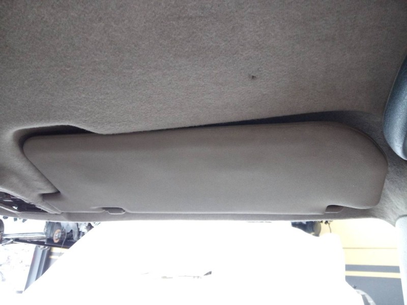 Recambio de parasol derecho para nissan terrano/terrano.ii (r20) comfort referencia OEM IAM   