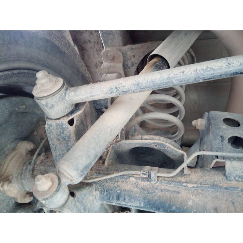 Recambio de amortiguador trasero izquierdo para nissan terrano/terrano.ii (r20) comfort referencia OEM IAM   