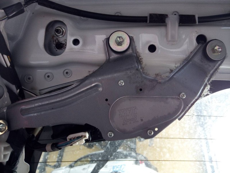 Recambio de motor limpia trasero para toyota prius (nhw30) advance referencia OEM IAM 8513047021 2596002240 