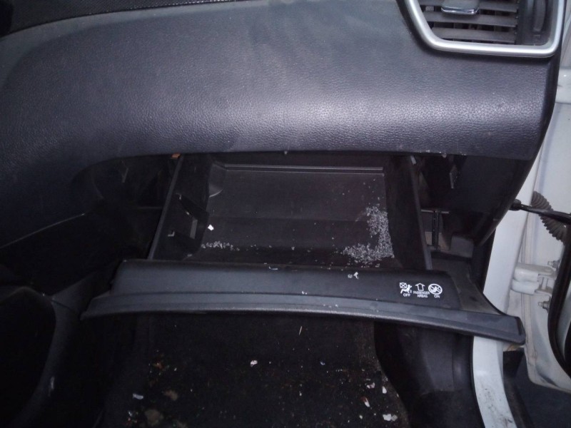 Recambio de guantera para nissan x-trail (t32) acenta referencia OEM IAM   