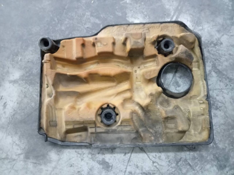 Recambio de tapa motor para hyundai i30 (gd) trend referencia OEM IAM   