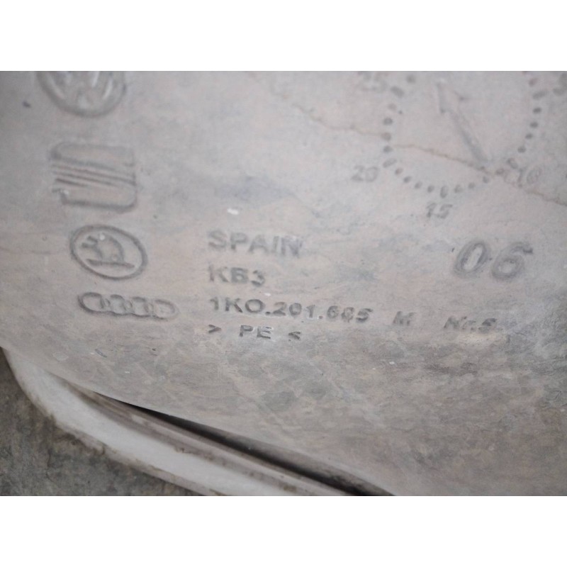 Recambio de deposito combustible para seat leon (1p1) stylance / style referencia OEM IAM 1K0201685M  