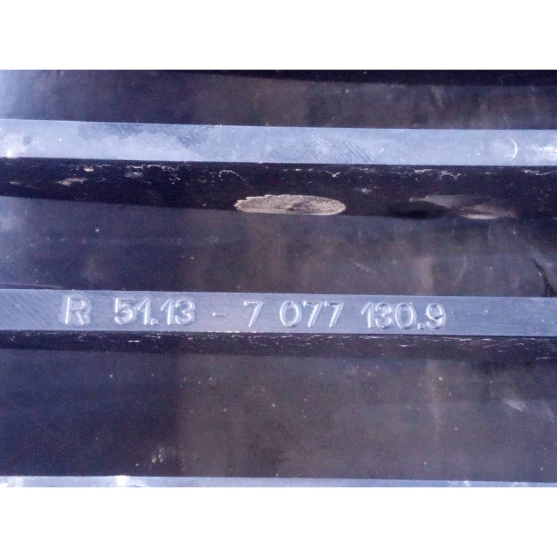 Recambio de rejilla delantera para bmw serie 1 berlina (e81/e87) 116d referencia OEM IAM 511370771309  P2-A2-22