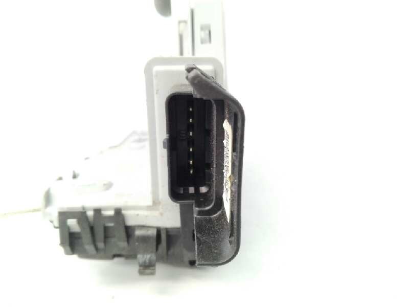 Recambio de cerradura puerta trasera derecha para citroën c5 station wagon premier referencia OEM IAM 2170N128615 PSA732153 E1-A