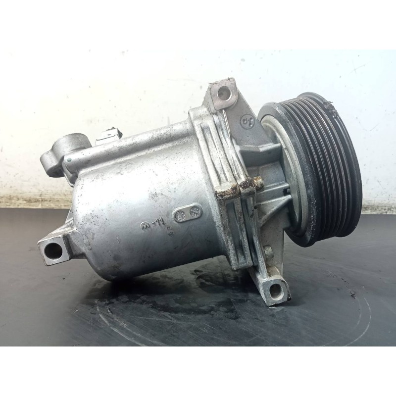 Recambio de compresor aire acondicionado para dacia lodgy stepway referencia OEM IAM 926005727R  P3-B2-2-4