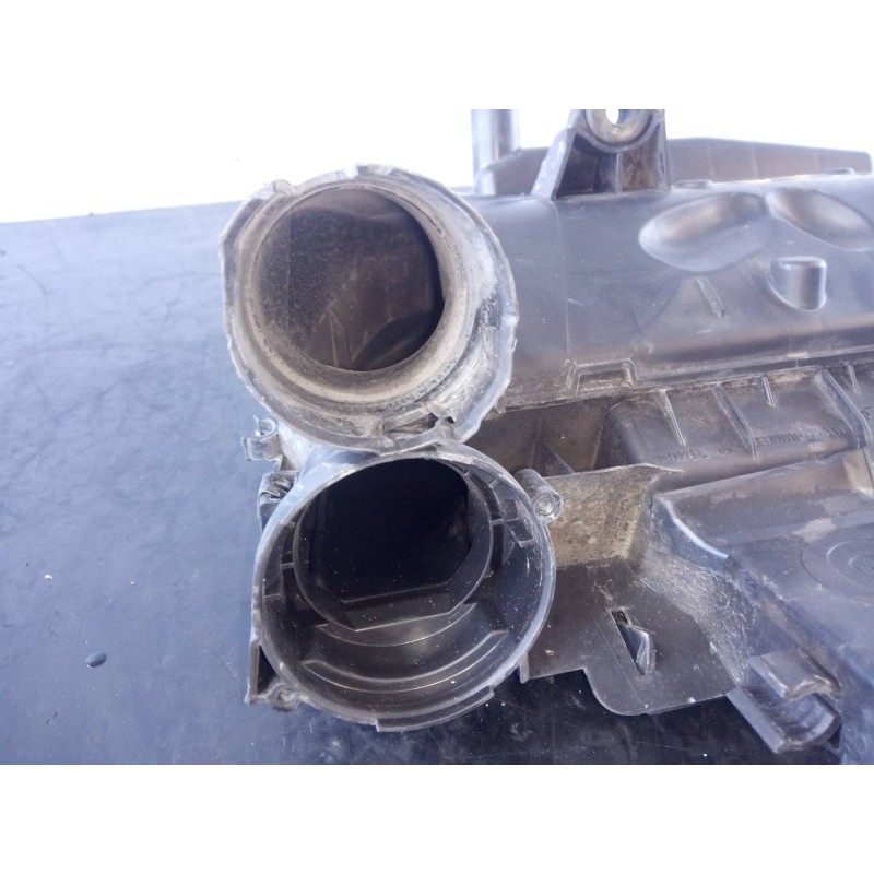 Recambio de filtro aire para peugeot partner kasten confort l1 referencia OEM IAM 9678061080  P2-B3-18