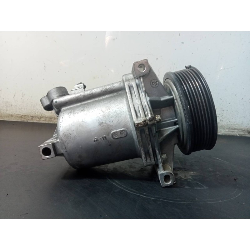 Recambio de compresor aire acondicionado para dacia lodgy stepway referencia OEM IAM 926005727R  P3-B2-2-4