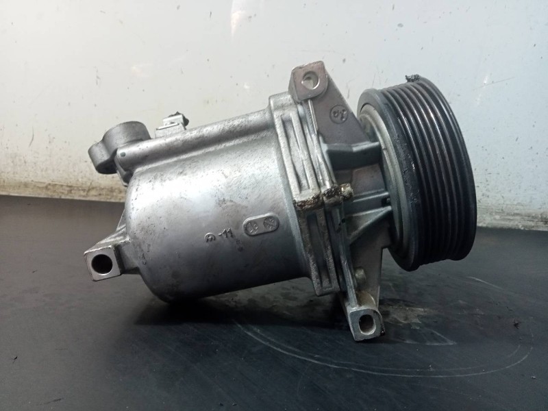 Recambio de compresor aire acondicionado para dacia lodgy stepway referencia OEM IAM 926005727R  P3-B2-2-4