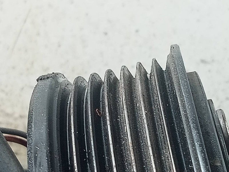 Recambio de compresor aire acondicionado para dacia lodgy stepway referencia OEM IAM 926005727R  P3-B2-2-4