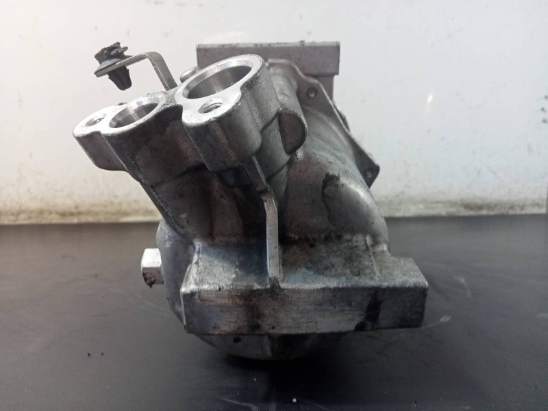 Recambio de compresor aire acondicionado para dacia lodgy stepway referencia OEM IAM 926005727R  P3-B2-2-4