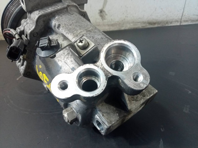 Recambio de compresor aire acondicionado para dacia lodgy stepway referencia OEM IAM 926005727R  P3-B2-2-4