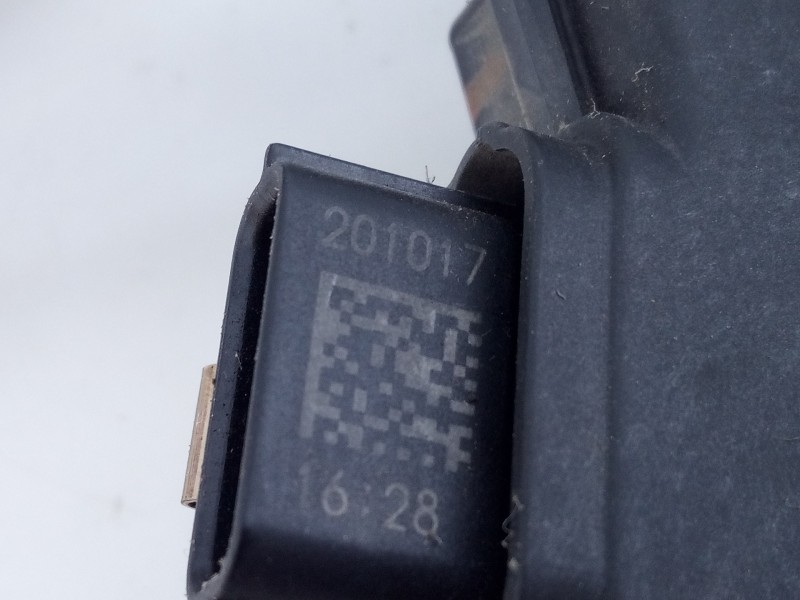 Recambio de cerradura puerta delantera derecha para renault clio iv dynamique referencia OEM IAM 805024563R  E1-A1-4-1