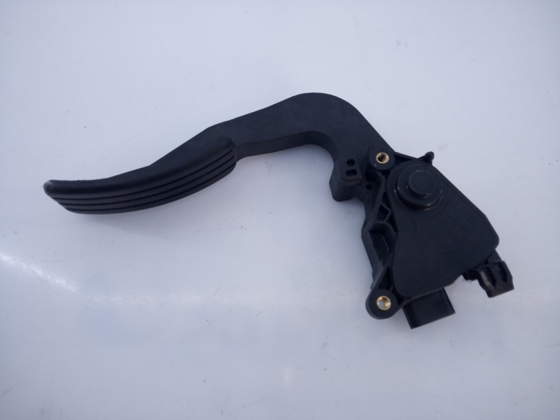 Recambio de pedal acelerador para dacia lodgy stepway referencia OEM IAM 180021343R  E2-A1-13-5