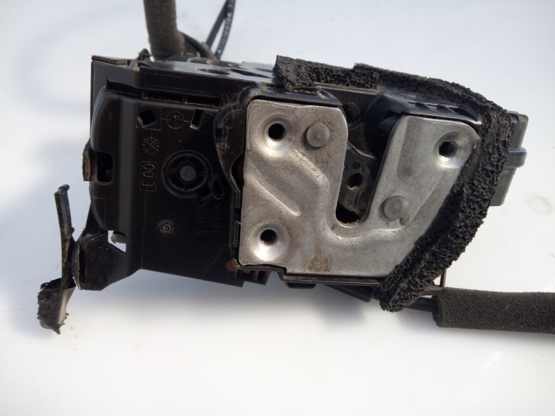 Recambio de cerradura puerta delantera derecha para renault clio iv dynamique referencia OEM IAM 805024563R  E1-A1-4-1