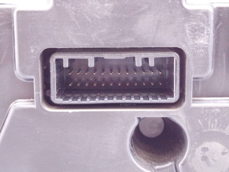 Recambio de cuadro instrumentos para renault clio iv dynamique referencia OEM IAM 248109917R  E2-A1-18-2