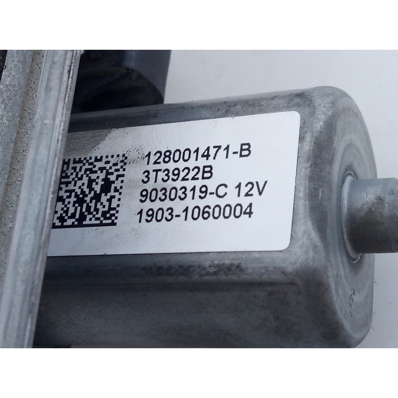 Recambio de elevalunas delantero derecho para renault clio iv dynamique referencia OEM IAM 807205569R 3T3922B E1-A1-48-1