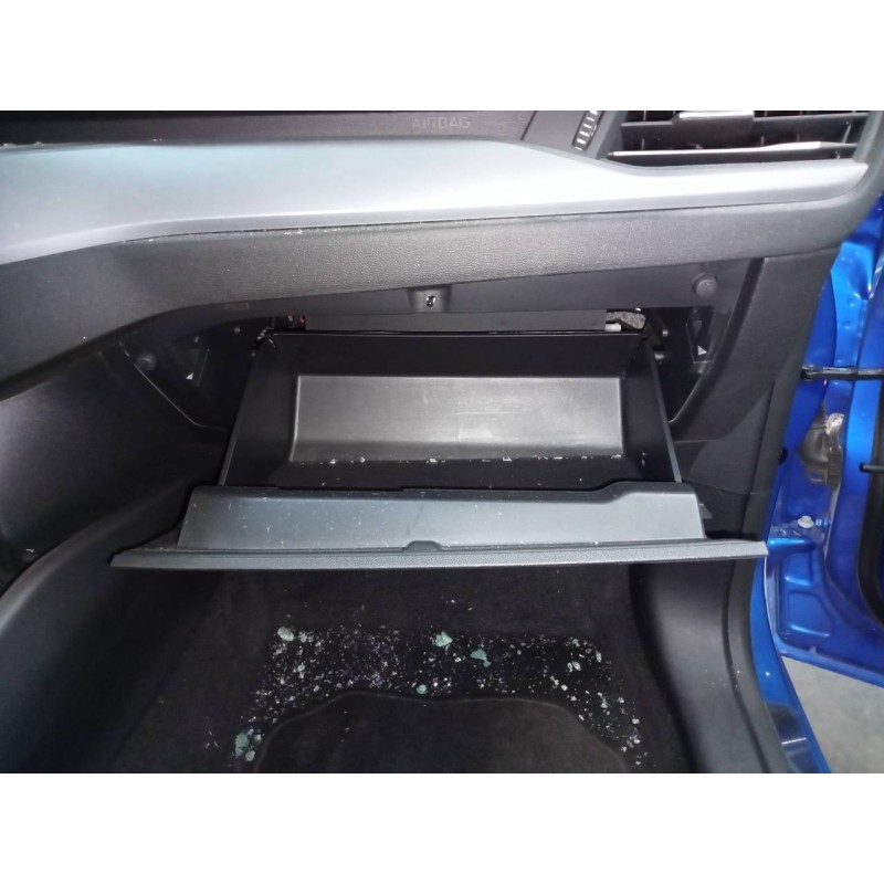 Recambio de guantera para ford focus st-line referencia OEM IAM   