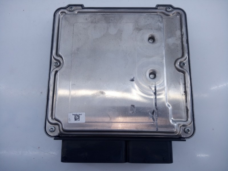 Recambio de centralita motor uce para seat toledo (kg3) style referencia OEM IAM 04L907309E 0281019175 E2-A1-33-8