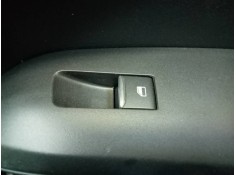 MANDO ELEVALUNAS TRASERO DERECHO 