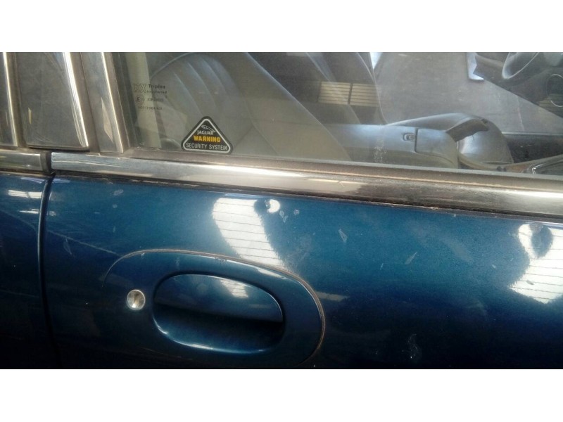 Recambio de puerta delantera derecha para jaguar soveringn referencia OEM IAM   