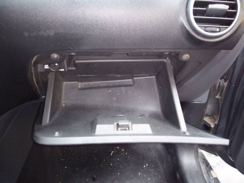 Recambio de guantera para seat leon (1p1) stylance / style referencia OEM IAM   