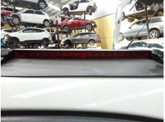 LUZ CENTRAL DE FRENO 