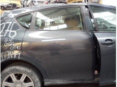 PUERTA TRASERA DERECHA 