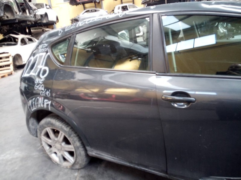Recambio de puerta trasera derecha para seat leon (1p1) stylance / style referencia OEM IAM   
