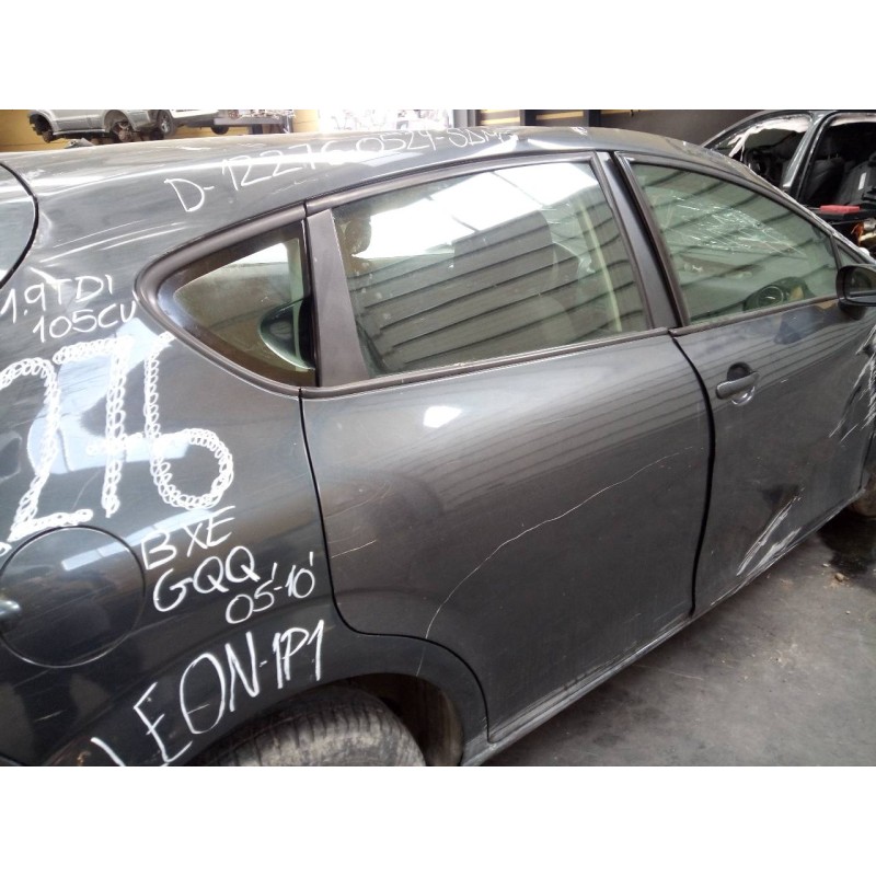 Recambio de puerta trasera derecha para seat leon (1p1) stylance / style referencia OEM IAM   