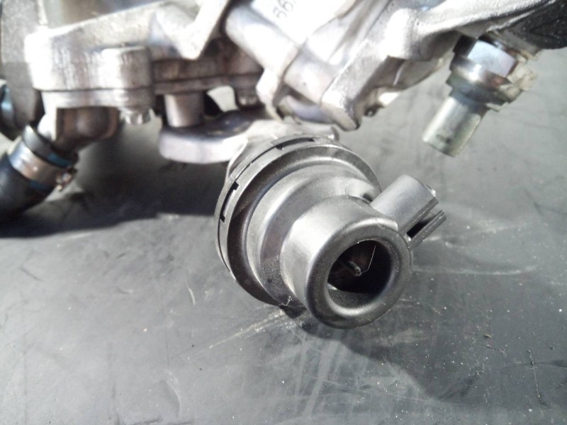 Recambio de valvula egr para mercedes-benz clase e (w212) lim. 250 cdi blueefficiency (212.003) referencia OEM IAM A6511400160 A