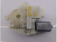MOTOR ELEVALUNAS TRASERO DERECHO 5Q4959811E E1-B6-51-2