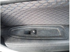 MANDO ELEVALUNAS DELANTERO DERECHO 