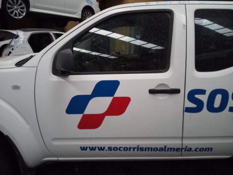 Recambio de puerta delantera izquierda para nissan navara pick-up (d40m) doble cab le 4x4 referencia OEM IAM   