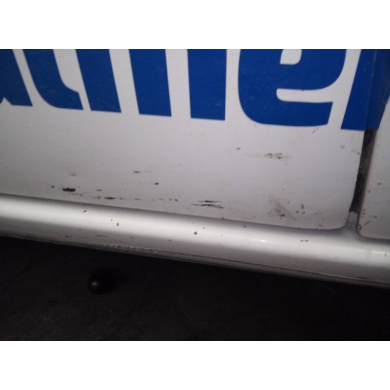 Recambio de puerta delantera izquierda para nissan navara pick-up (d40m) doble cab le 4x4 referencia OEM IAM   