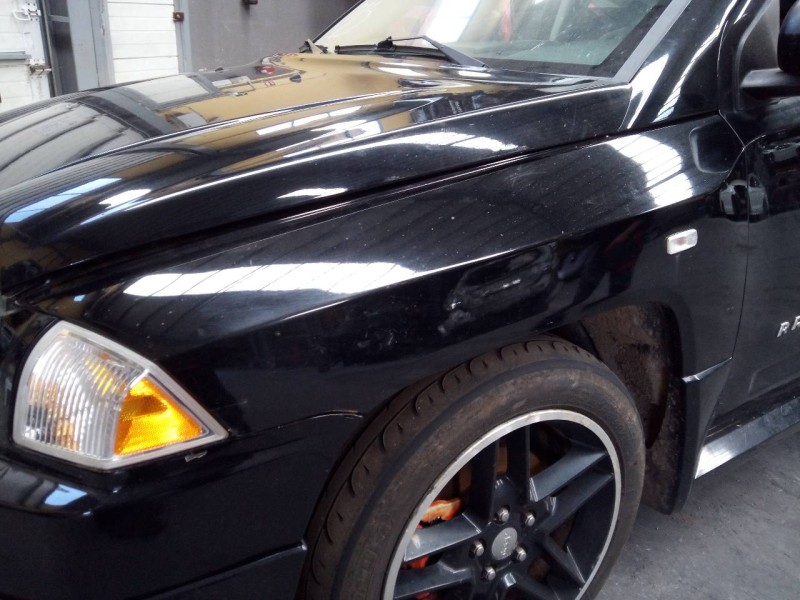 Recambio de aleta delantera izquierda para jeep compass limited referencia OEM IAM   