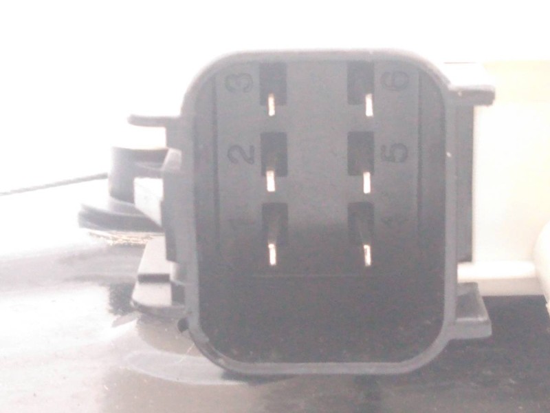 Recambio de elevalunas trasero izquierdo para land rover range rover evoque evoque referencia OEM IAM   E1-B4-24-2