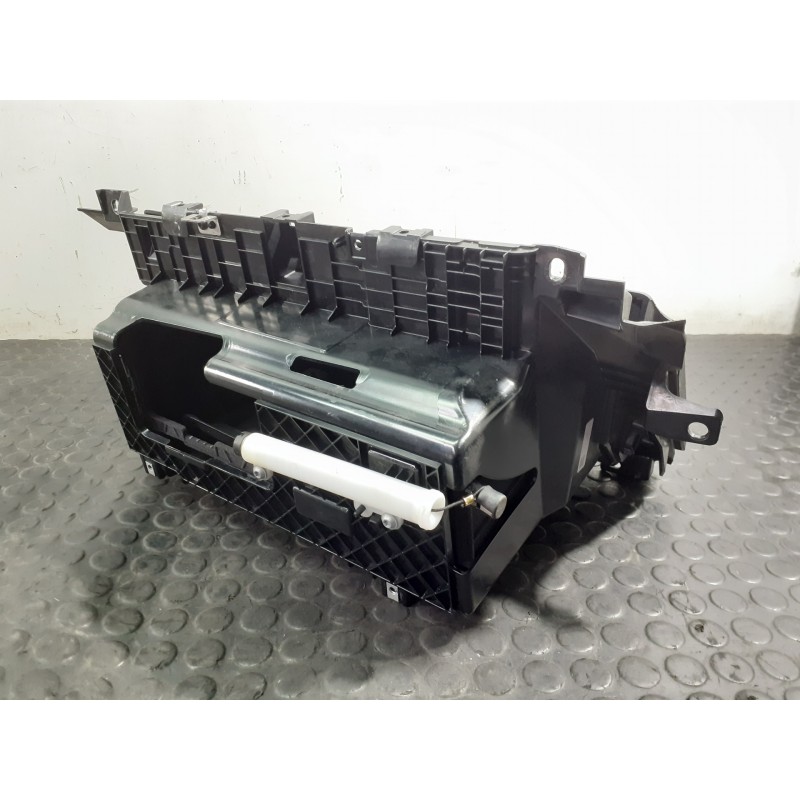 Recambio de guantera para land rover range rover evoque evoque referencia OEM IAM   P2-A2-9