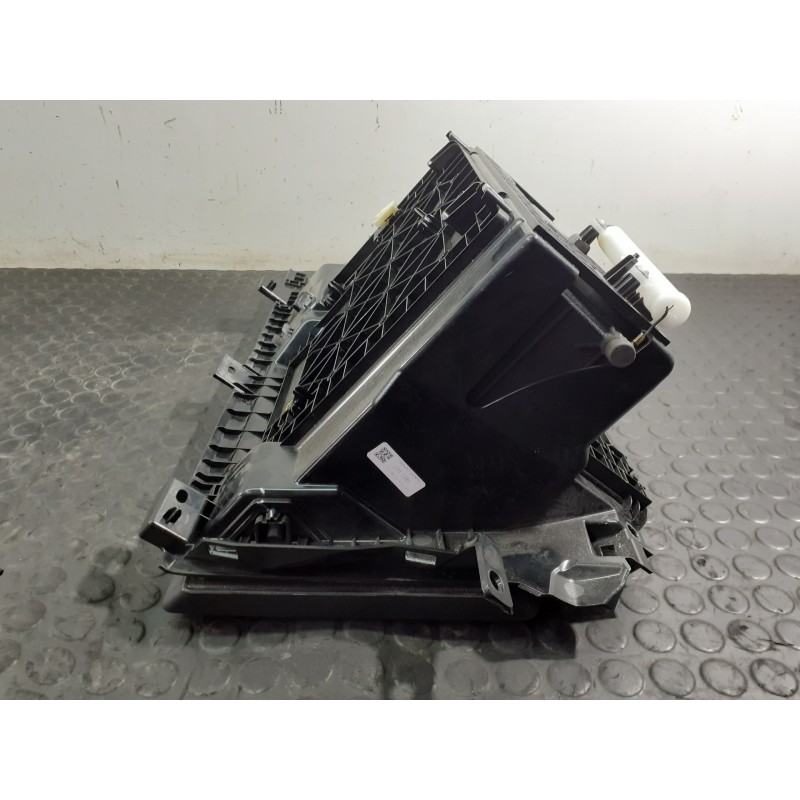 Recambio de guantera para land rover range rover evoque evoque referencia OEM IAM   P2-A2-9