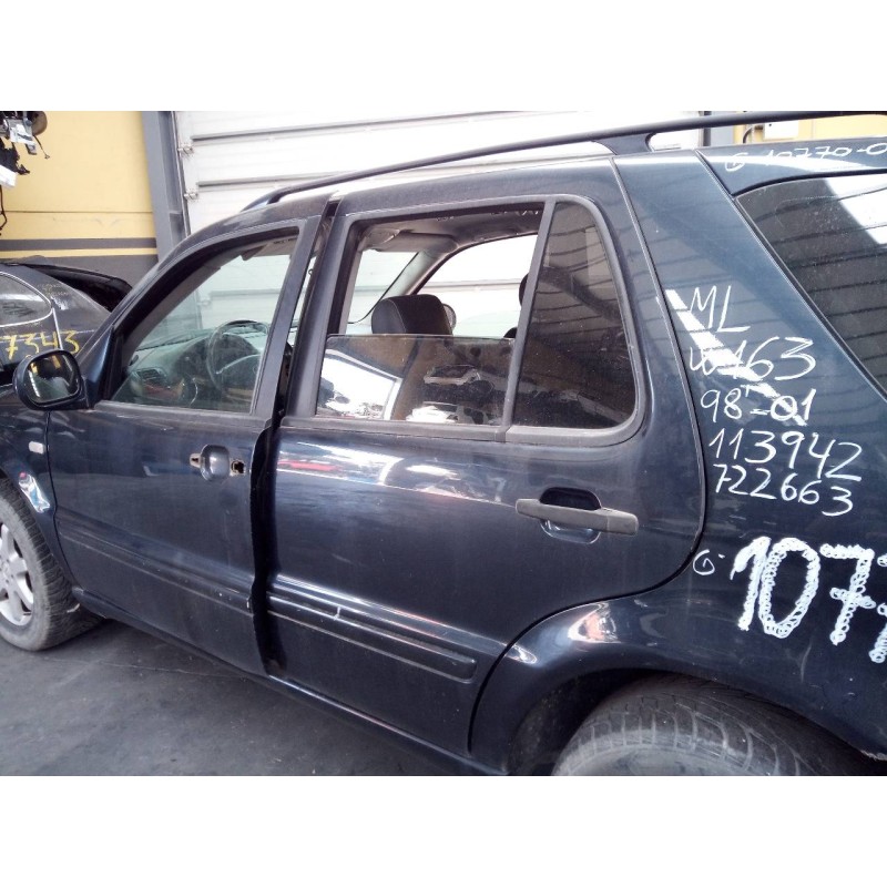 Recambio de puerta trasera izquierda para mercedes-benz clase m (w163) 430 (163.172) referencia OEM IAM   