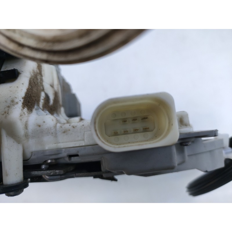 Recambio de cerradura puerta trasera derecha para volkswagen passat variant (365) advance bluemotion referencia OEM IAM 3C383901