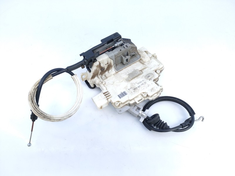 Recambio de cerradura puerta trasera derecha para volkswagen passat variant (365) advance bluemotion referencia OEM IAM 3C383901