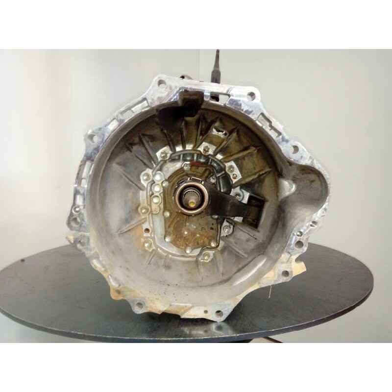 Recambio de caja cambios para toyota hilux (kun) 2.5 turbodiesel referencia OEM IAM 74RH908834  M1-A3-110